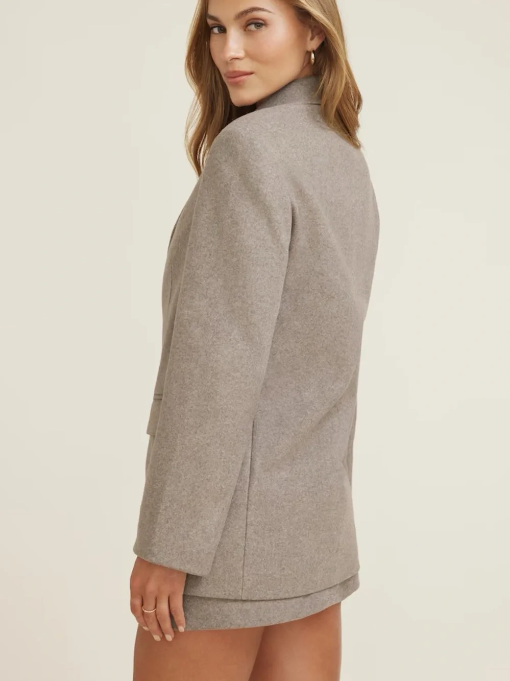 Dynamite Oversized Melton Blazer - Picture 6 of 8